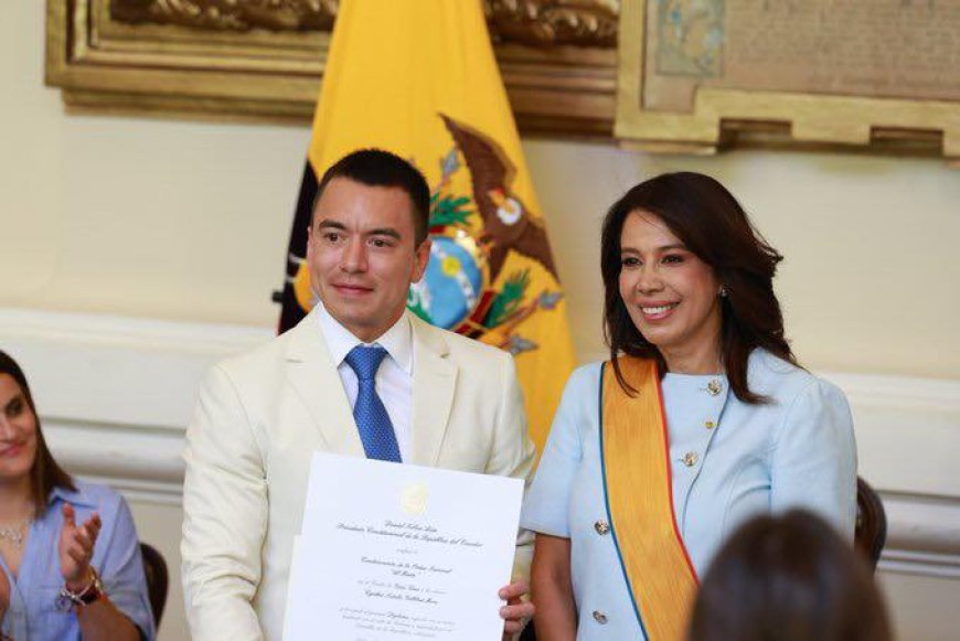 Presidente Daniel Noboa condecora a santaelenense Cinthya Gellibert